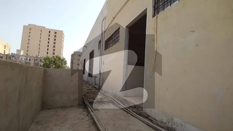 600 Yard Newly Constructed Road Facing Commercial Bungalow Located Near Main University Road