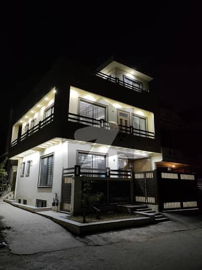 25x40 Triple Storey Corner House For Sale In G13 Islamabad