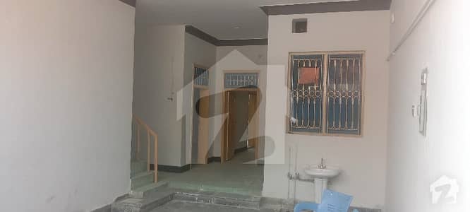 شیخ ملتون ٹاؤن مردان میں 5 کمروں کا 6 مرلہ مکان 1.9 کروڑ میں برائے فروخت۔