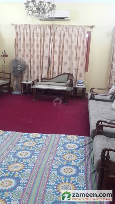 Old Construction Renovated Bungalow 200 Sq/Yd Corner House For Sale In Federal B Area Block 16