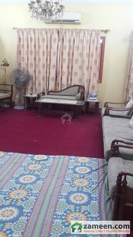 Old Construction Renovated Bungalow 200 Sq/Yd Corner House For Sale In Federal B Area Block 16