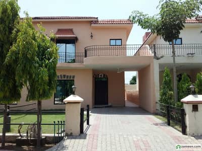 10 Marla Latin Amercian House For Sale in  Green Acres Housing Society Lahore