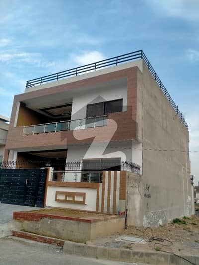 Block C 30x60 Double Storey House Available For Rent