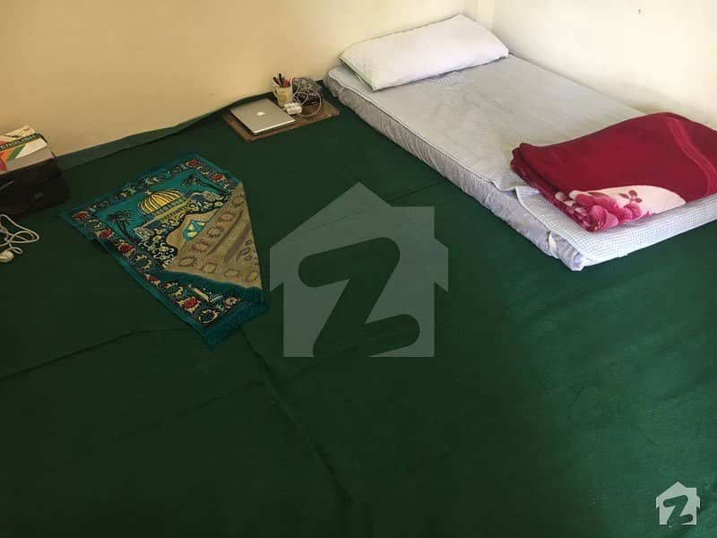 Single Room For Rent Single Room For Rent