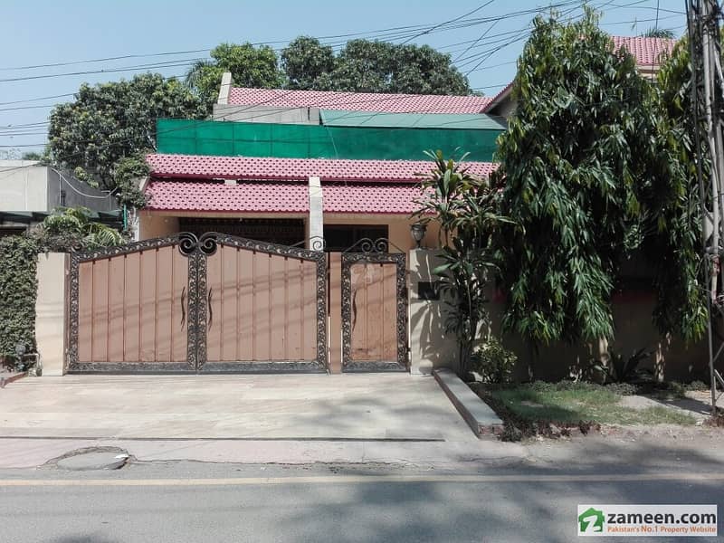 Double Storey Commercial House For Rent