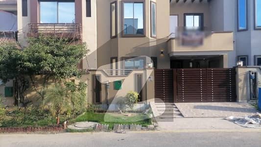 5 Marla Double Story House For Sale In Bahria Nasheman Lahore