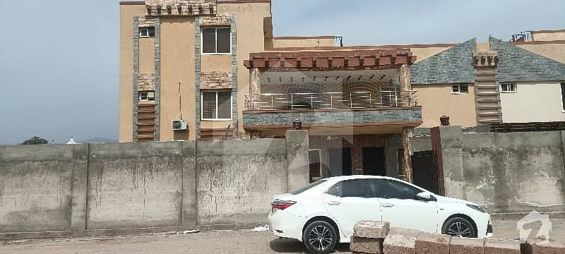 55 Marla 8 Bedrooms Brand New Beautiful House For Sale