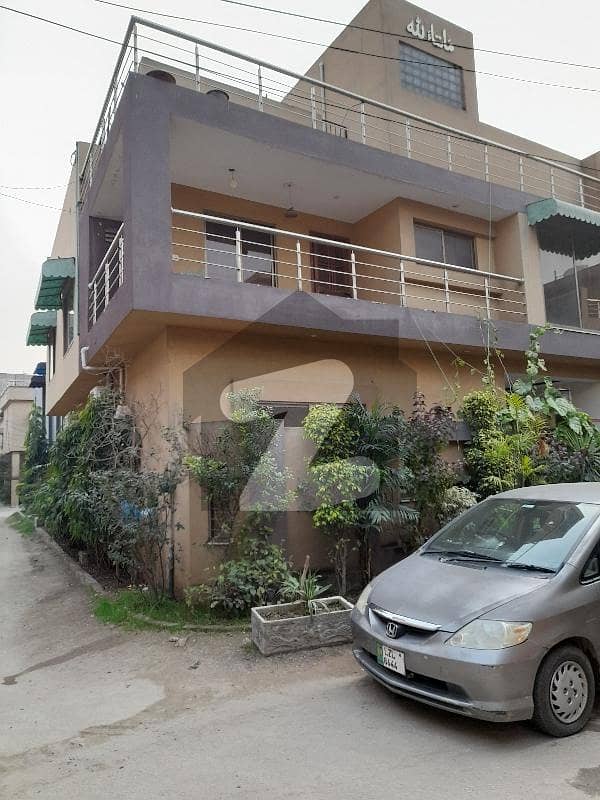 رائل گارڈن لاہور میں 5 کمروں کا 6 مرلہ مکان 1.4 کروڑ میں برائے فروخت۔