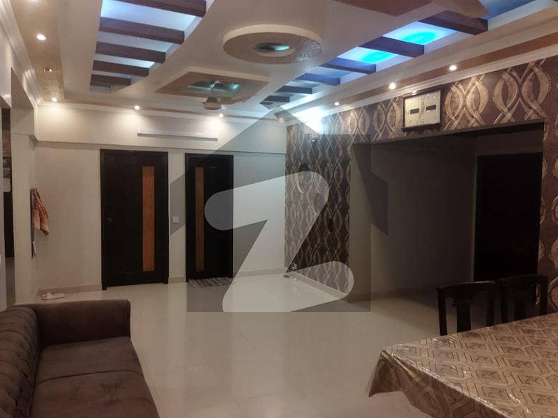 3 Side Corner Flat With 3 Bed Dd For Sale