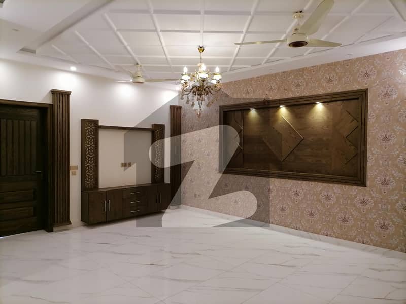 10 Marla House Is Available For sale In Tariq Gardens - Block F