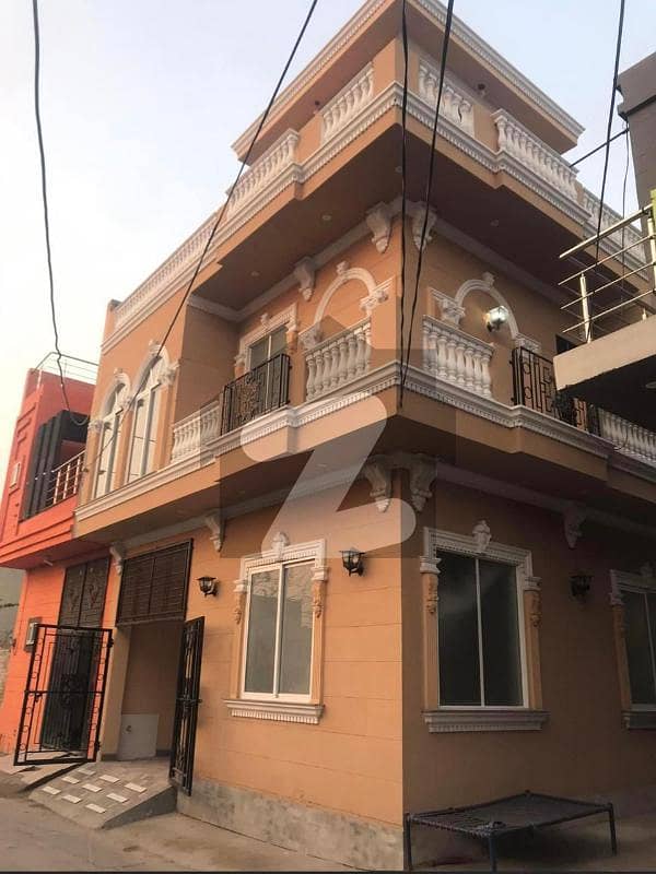 کینٹ ویو سوسائٹی لاہور میں 3 کمروں کا 3 مرلہ مکان 1.25 کروڑ میں برائے فروخت۔