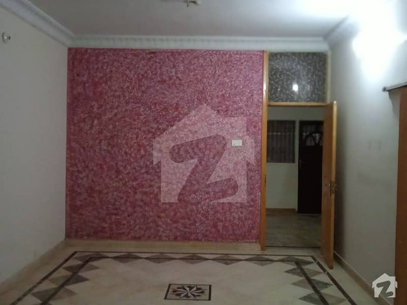 240 Yards Ground Floor Portion For Rent In Gulshan-e-iqbal Block 2