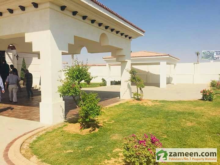 DHA Oasis Ready Farmhouse Available For Sale