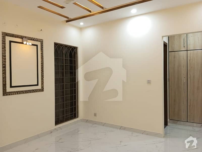 گارڈن ٹاؤن - اتاترک بلاک گارڈن ٹاؤن لاہور میں 3 کمروں کا 1 کنال مکان 6.5 کروڑ میں برائے فروخت۔