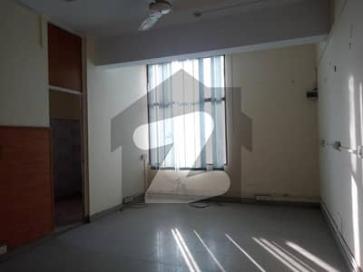 1 Kanal Commercial House Available In Gulberg