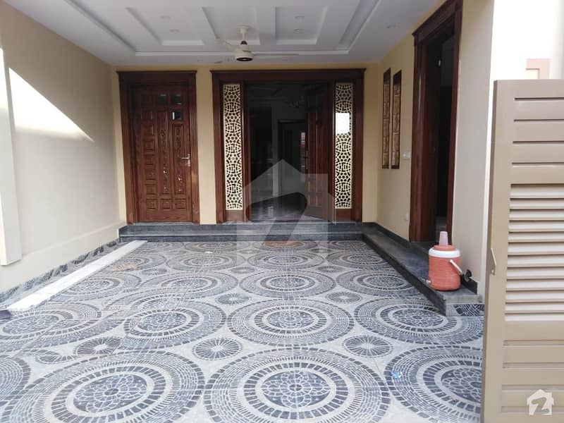 1 Kanal Spacious Upper Portion Is Available In Gulraiz Housing Scheme For Rent