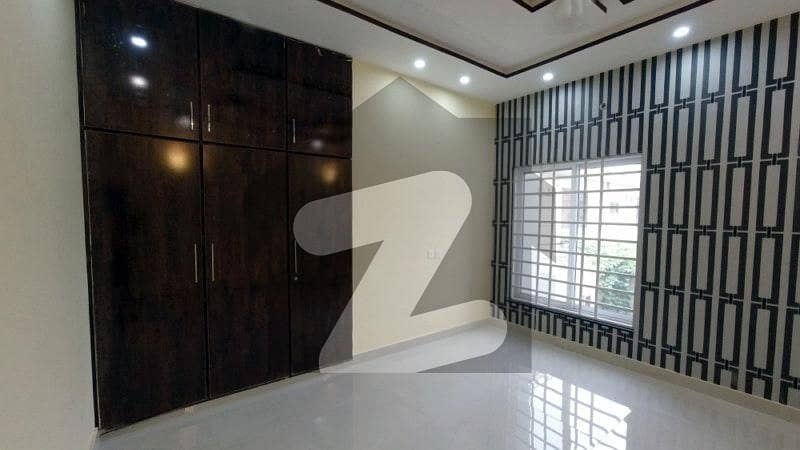 Aesthetic Upper Portion Of 1 Kanal For Rent Is Available