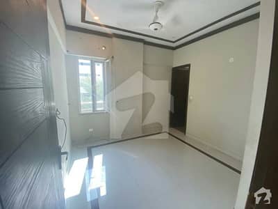 1700 Sqft Apartment For Rent Dha Phase 6 With Lift Parking