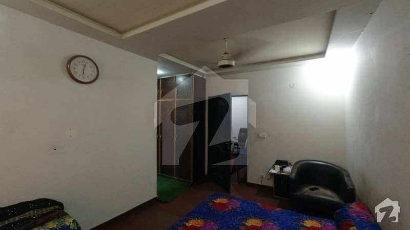 بحریہ ٹاؤن سیکٹر سی بحریہ ٹاؤن لاہور میں 1 کمرے کا 2 مرلہ فلیٹ 38 لاکھ میں برائے فروخت۔
