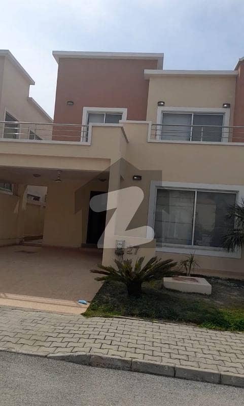 8 Marla Brand New House For Urgent Sale
