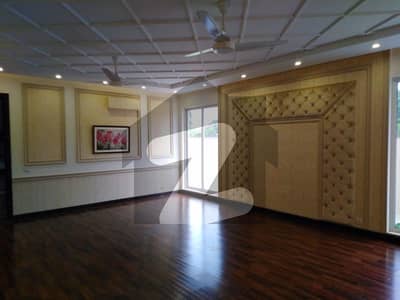 16 Marla Lower Portion In Gulbahar Park For rent At Good Location