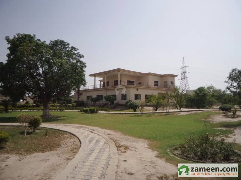 Farm House For Sale In Defence View Housing Society Multan
