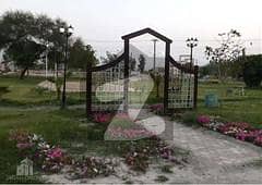 بیکن ہاؤس سوسائٹی - بلاک اے بیکن ہاؤس سوسائٹی لاہور میں 2 کنال رہائشی پلاٹ 2.4 کروڑ میں برائے فروخت۔
