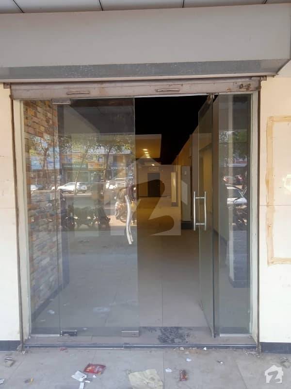 Unoccupied Shop Of 420 Square Feet Is Available For Rent In Gulistan-e-jauhar