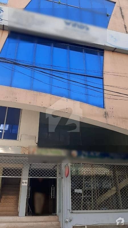 Buy A 4 Marla Building For sale In College Road