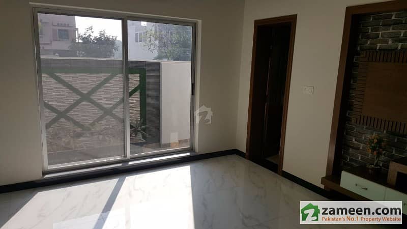 10 Marla Stylish Brand New House For Sale In Phase8 Dha Lahore 10 Marla Stylish Brand New House For Sale In Phase8 Dha Lahore