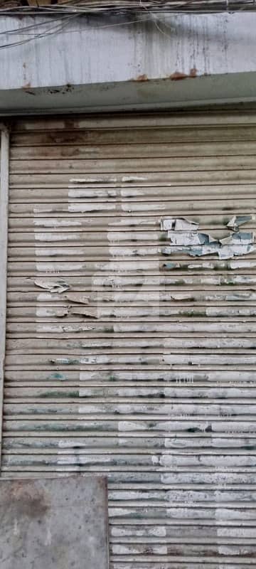 پاکستان چوک کراچی میں 1 مرلہ دکان 70 ہزار میں کرایہ پر دستیاب ہے۔