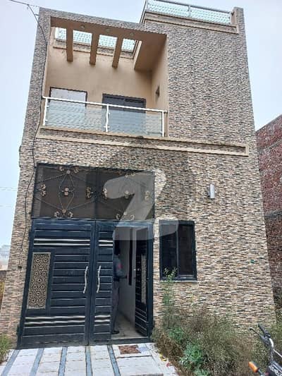 پام ولاز لاہور میں 3 کمروں کا 7 مرلہ مکان 1.45 کروڑ میں برائے فروخت۔