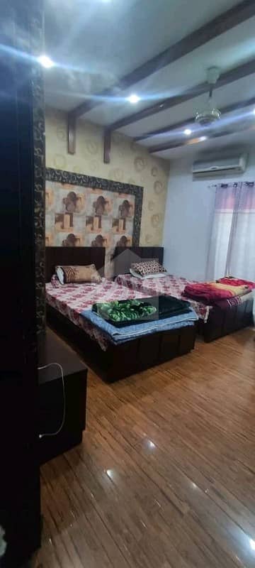 طارق گارڈنز ۔ بلاک بی طارق گارڈنز لاہور میں 3 کمروں کا 5 مرلہ مکان 65 ہزار میں کرایہ پر دستیاب ہے۔