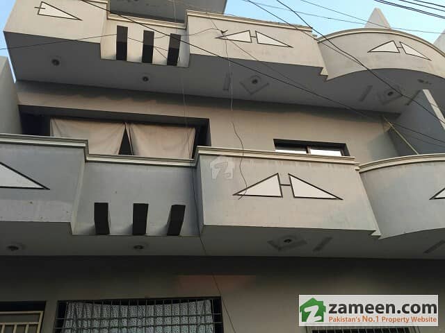 گلشن عریشہ کراچی میں 4 کمروں کا 5 مرلہ مکان 1. 5 کروڑ میں برائے فروخت۔
