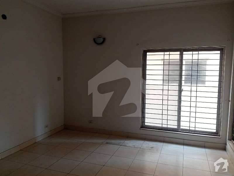 10 Marla House For Rent In Bahria Town Lahore