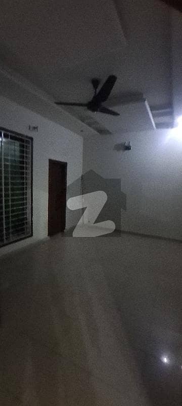 Allama Iqbal Town House For rent 4.5 marla