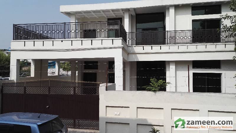Commercial House For Sale - Furniture Market - H-13 Islamabad