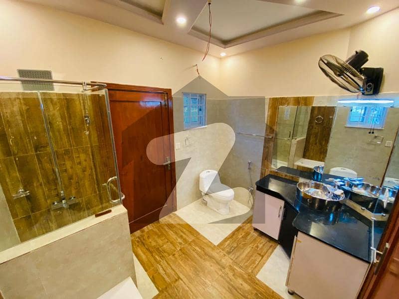Luxury Upper Portion For Rent Near Markaz