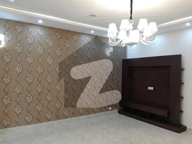 10 Marla Lower Portion For Rent In Wapda Town Phase 1 - Block F2