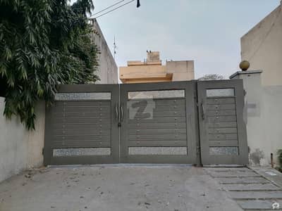 Perfect 10 Marla Residential Plot In Allama Iqbal Town - Gulshan Block For sale