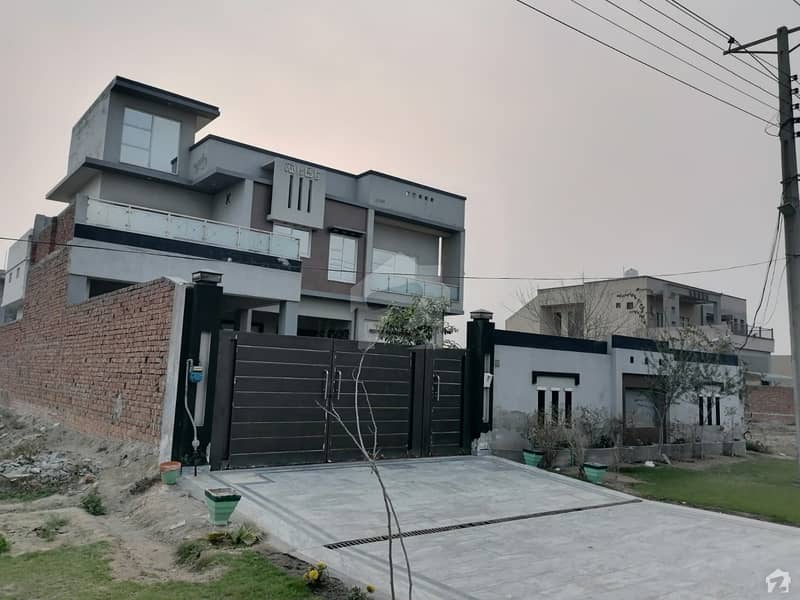 House Available For Rs 13,000,000 In