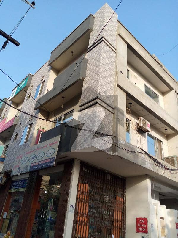 10 Marla Commercial Corner Plaza In Iqbal Town 60-foot Road Lahore.