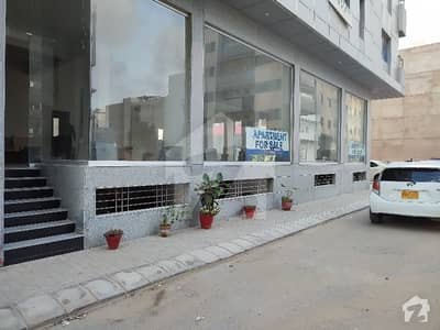 Showroom Available For Rent 3600 Sq Ft 3 Side Corner
