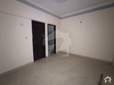 نارتھ کراچی - سیکٹر 11-C / 2 نارتھ کراچی کراچی میں 3 کمروں کا 5 مرلہ فلیٹ 32 ہزار میں کرایہ پر دستیاب ہے۔