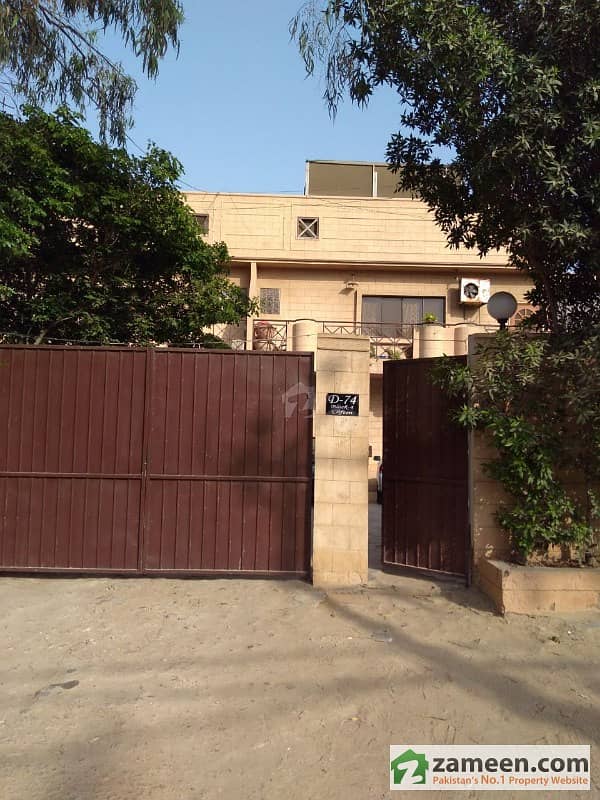 Town House Upper Portion For Sale In Clifton - Block 4