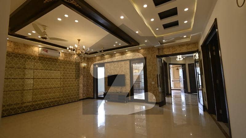 Kanal Bungalow In Low Budget For Rent In Dha Phase 1