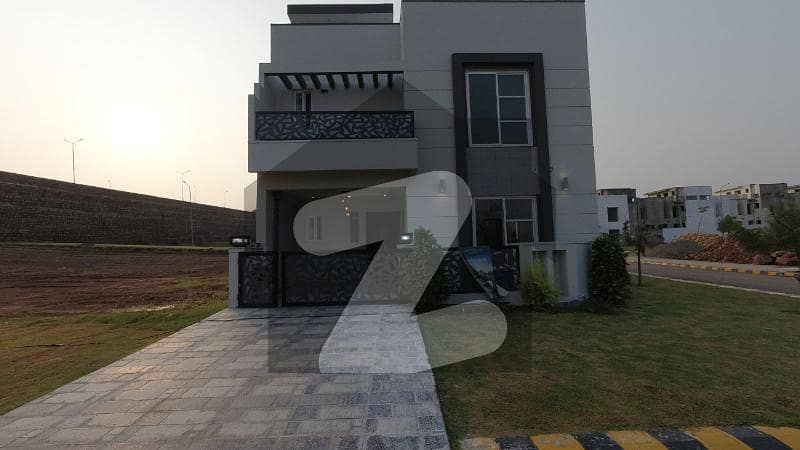 10 Marla Villa For Sale Park View City Islamabad Also Available On Installments