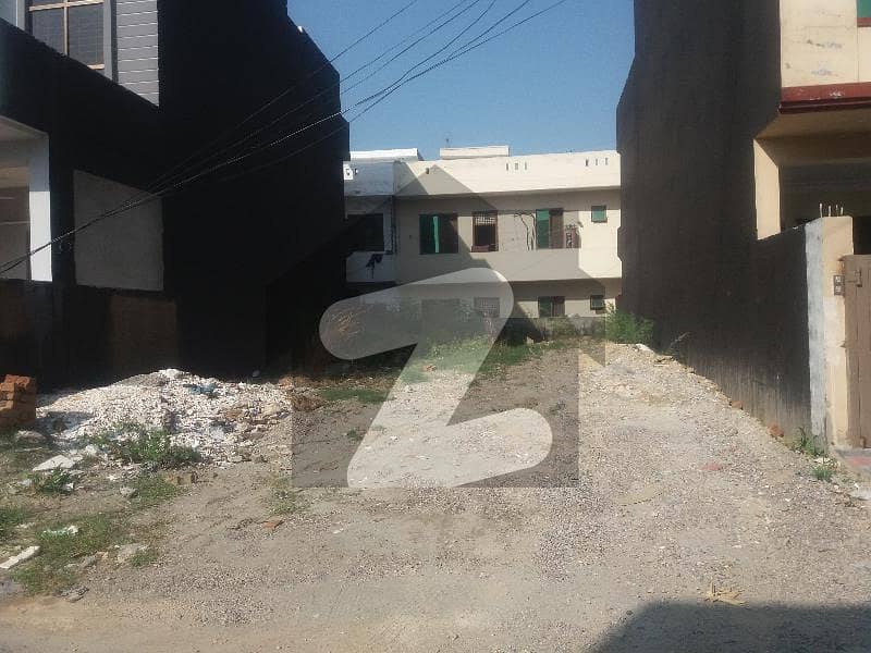 200 Square Yards Possession Able Plot Available For Sale In G-15