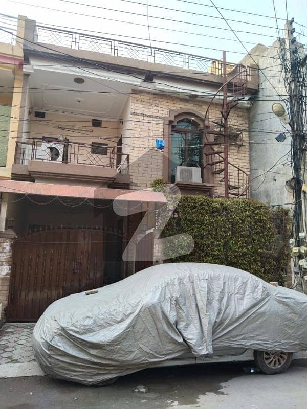 بی او آر ۔ بورڈ آف ریوینیو ہاؤسنگ سوسائٹی لاہور میں 4 کمروں کا 6 مرلہ مکان 1.85 کروڑ میں برائے فروخت۔
