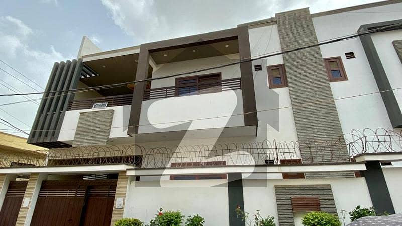 گلستانِِ جوہر ۔ بلاک 3 گلستانِ جوہر کراچی میں 6 کمروں کا 11 مرلہ مکان 3.95 کروڑ میں برائے فروخت۔
